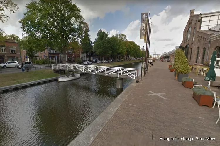 &#39;Onverlaten&#39; zetten loopbrug Den Helder open: meisje raakt gewond