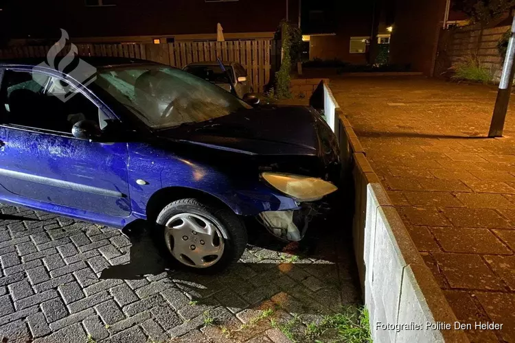 Dronken automobilist laat spoor van vernieling in Den Helder achter: minimaal tien auto&#39;s geramd