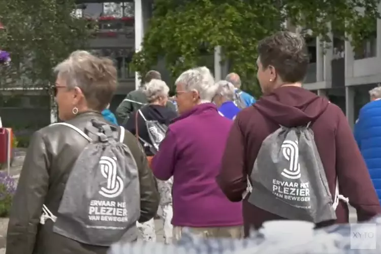 Team Sportservice en gemeente openen eerste Ommetje in de stad