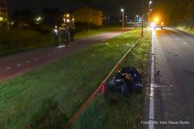 Gewonde scooterrijder aangetroffen op dijk in Julianadorp