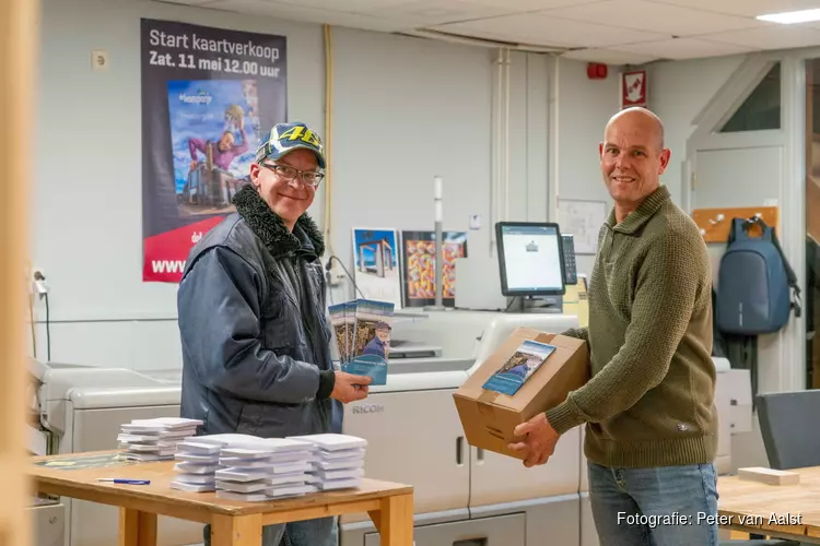 5000 folders voor Stichting Goederenbank dankzij Maatwerk Den Helder