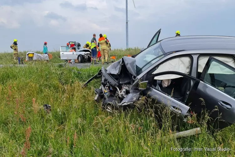 Frontale aanrijding op N9 bij Burgerbrug, meerdere gewonden