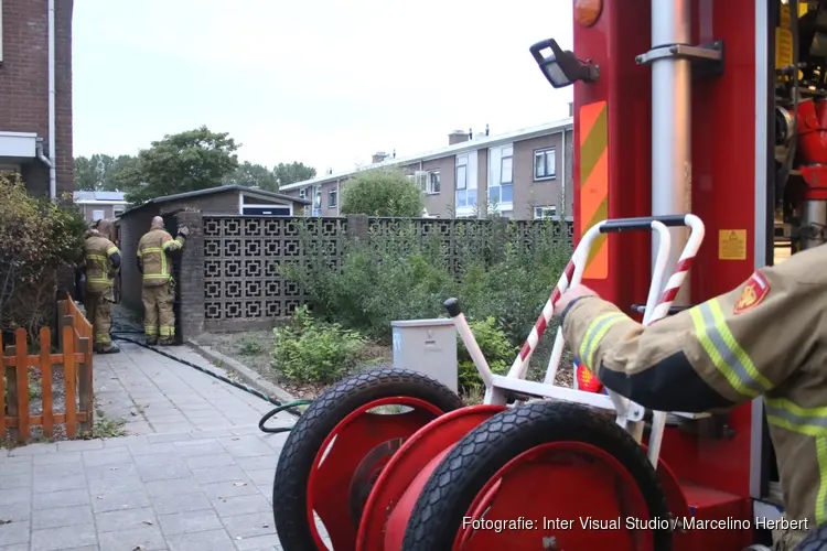 Korte schuttingbrand in Den Helder