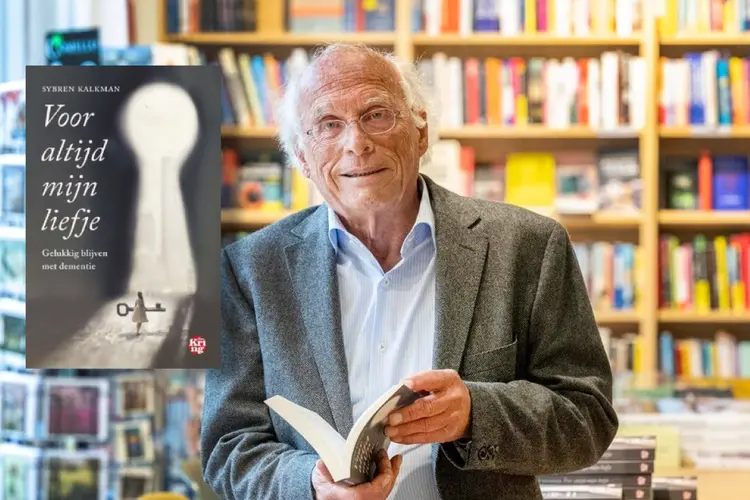 Sybren Kalkman geeft lezing over zijn boek ‘Voor altijd mijn liefje’ in School 7 tijdens collecteweek van Alzheimer Nederland