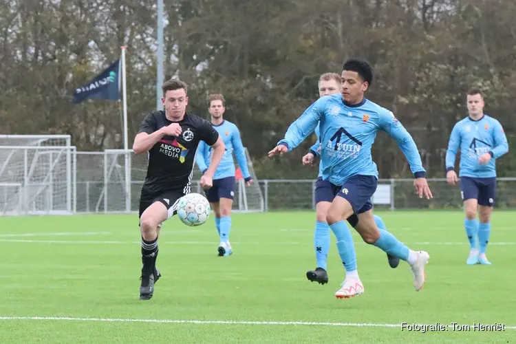 SEW pakt tegen hooggeklasseerd FC Den Helder eerste punt