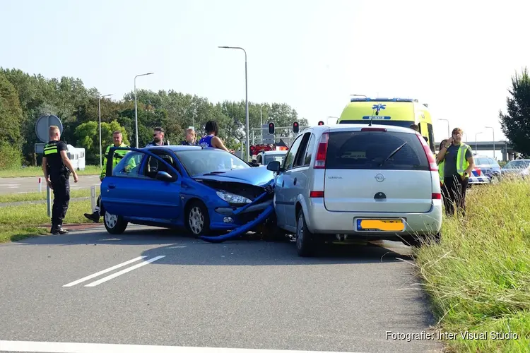 Bestuurder aangehouden na aanrijding in Den Helder