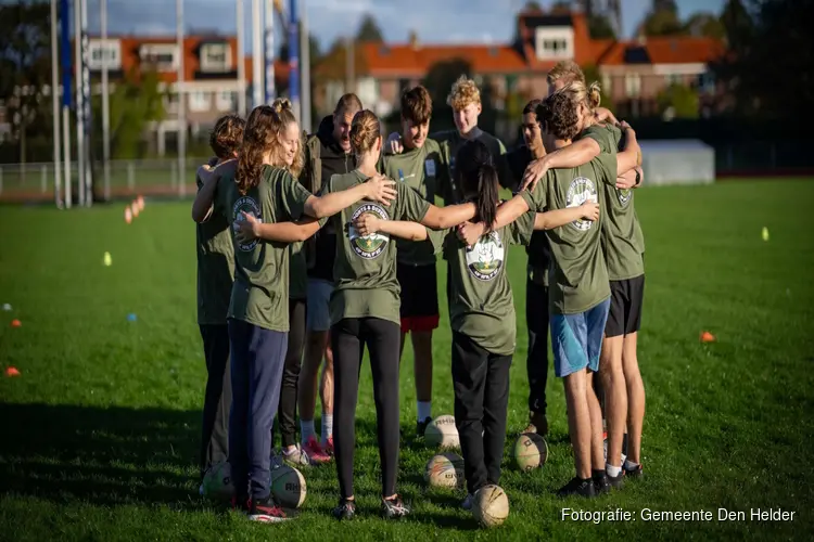 Helderse scholieren actief tijdens sportdag Sport en Defensie maken weerbaar