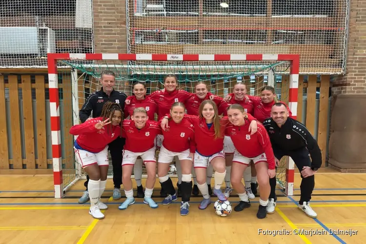 Zeemacht vrouwen terug op tweede plaats na knappe winst op Os Lusitanos