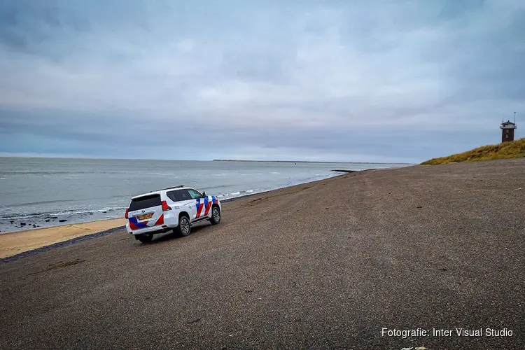 Toezicht langs kust Huisduinen vanwege drugs