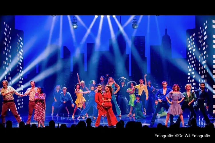 Mensen met een visuele beperking kunnen Saturday Night Fever ook beleven in Theater de Kampanje!