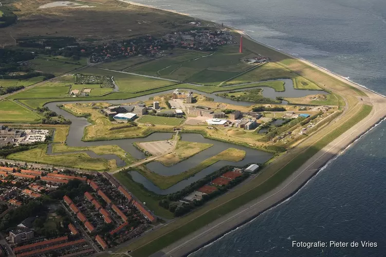 Wandelen langs de Stelling van Den Helder