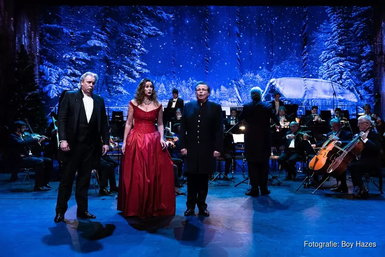 Noord-Hollandse tenor Arnold Bezuyen schittert in WIEN BLEIBT WIEN-concerten